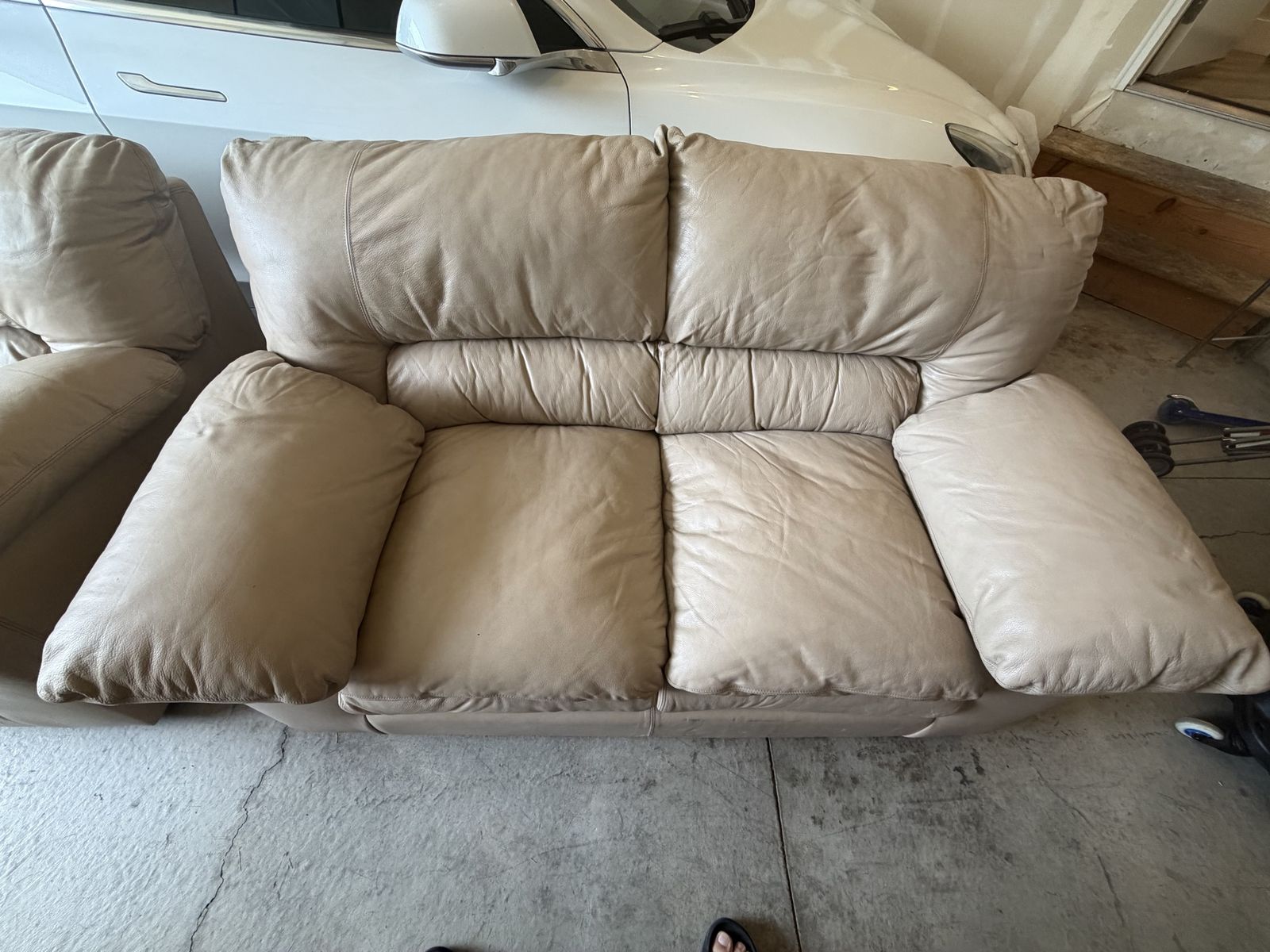 Main image 3