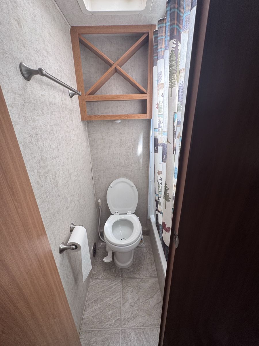 Main image 21