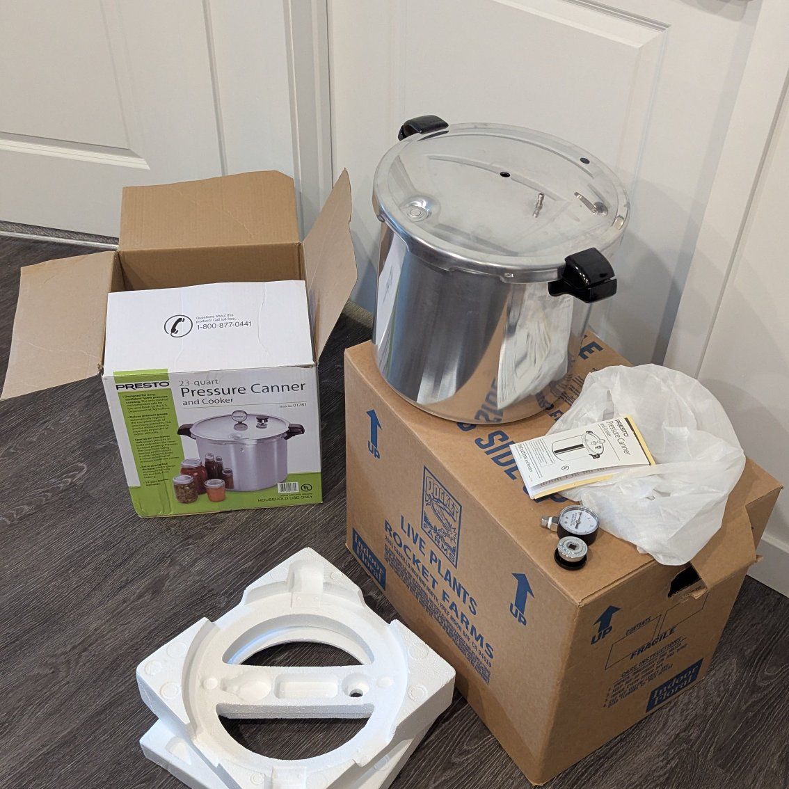 23 quart Presto pressure canner/cooker