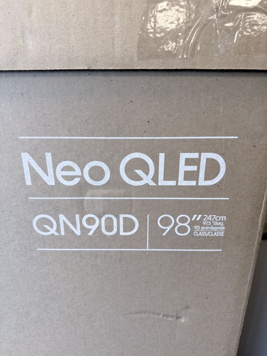 Samsung 98 QLED