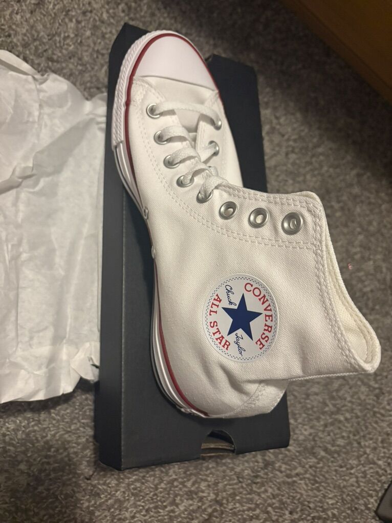 BRAND NEW| Converse Chuck Taylor All Star High Top