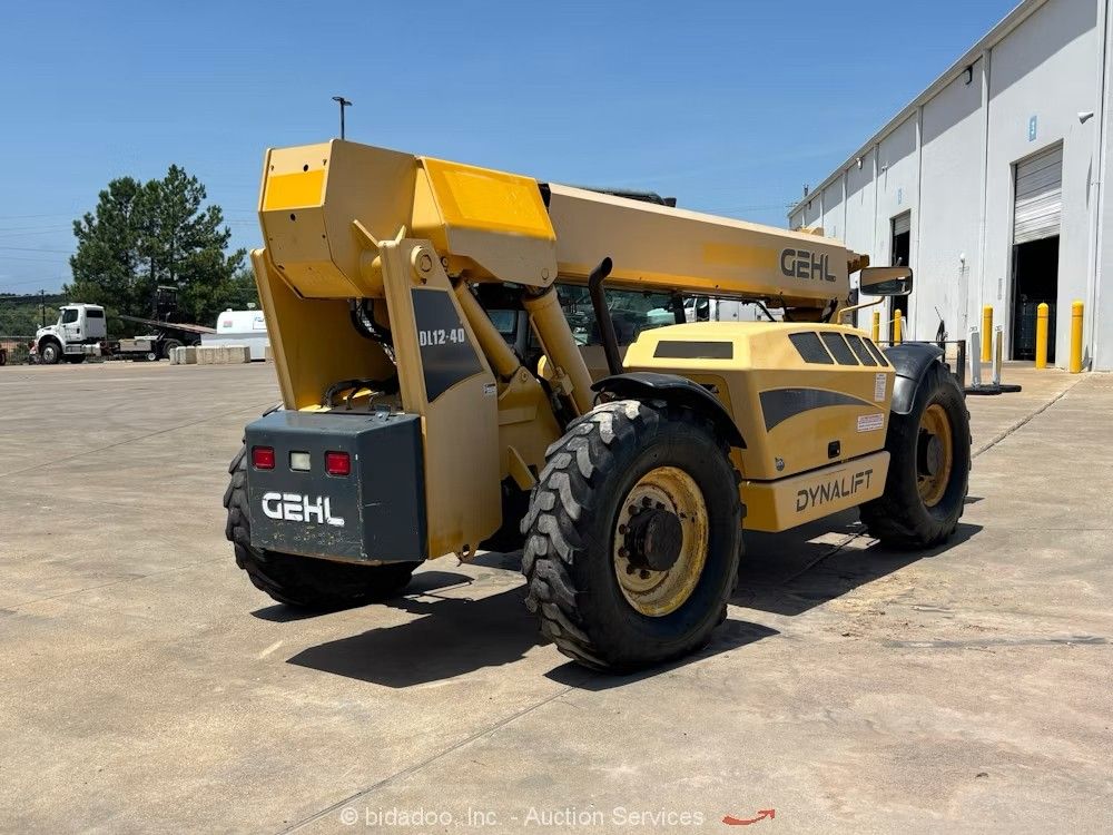 2017 Gehl DL1240 Telescopic Reach Forklift 
