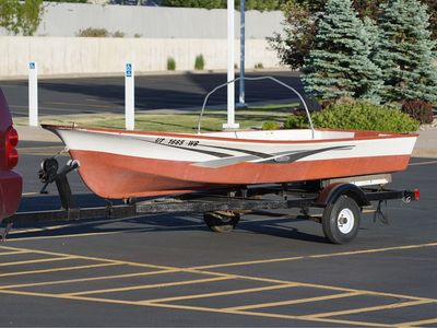 14 Foot Fiberglass Fishing Boat