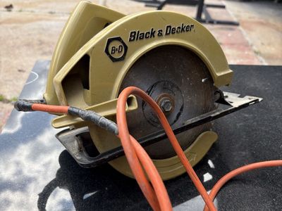 Black & Decker 7308 7 1/4" Circular Saw