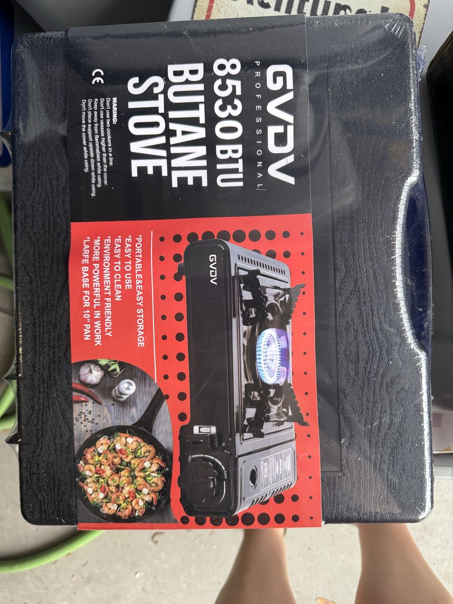 GVDV Professional 8530 BTU Portable Butane Stove - Easy Storage & Clean for 10" Pans