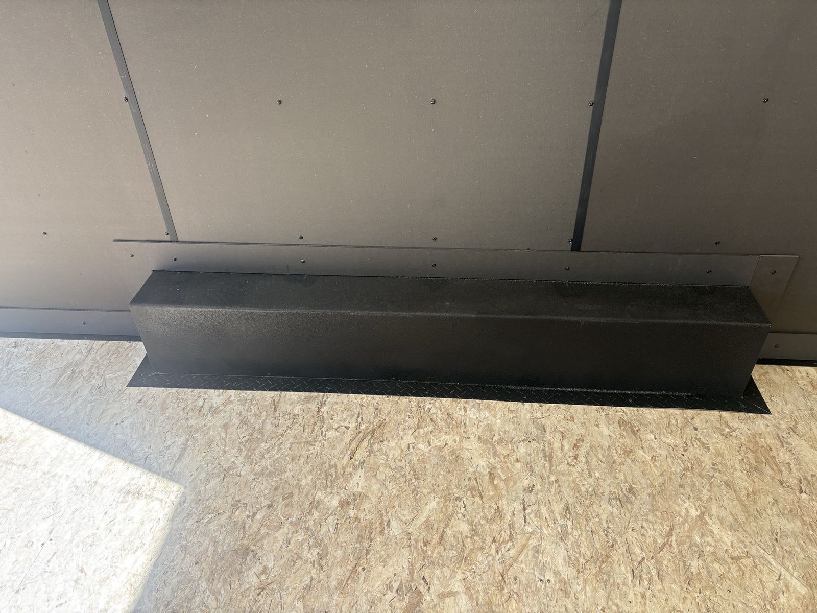 Main image 7