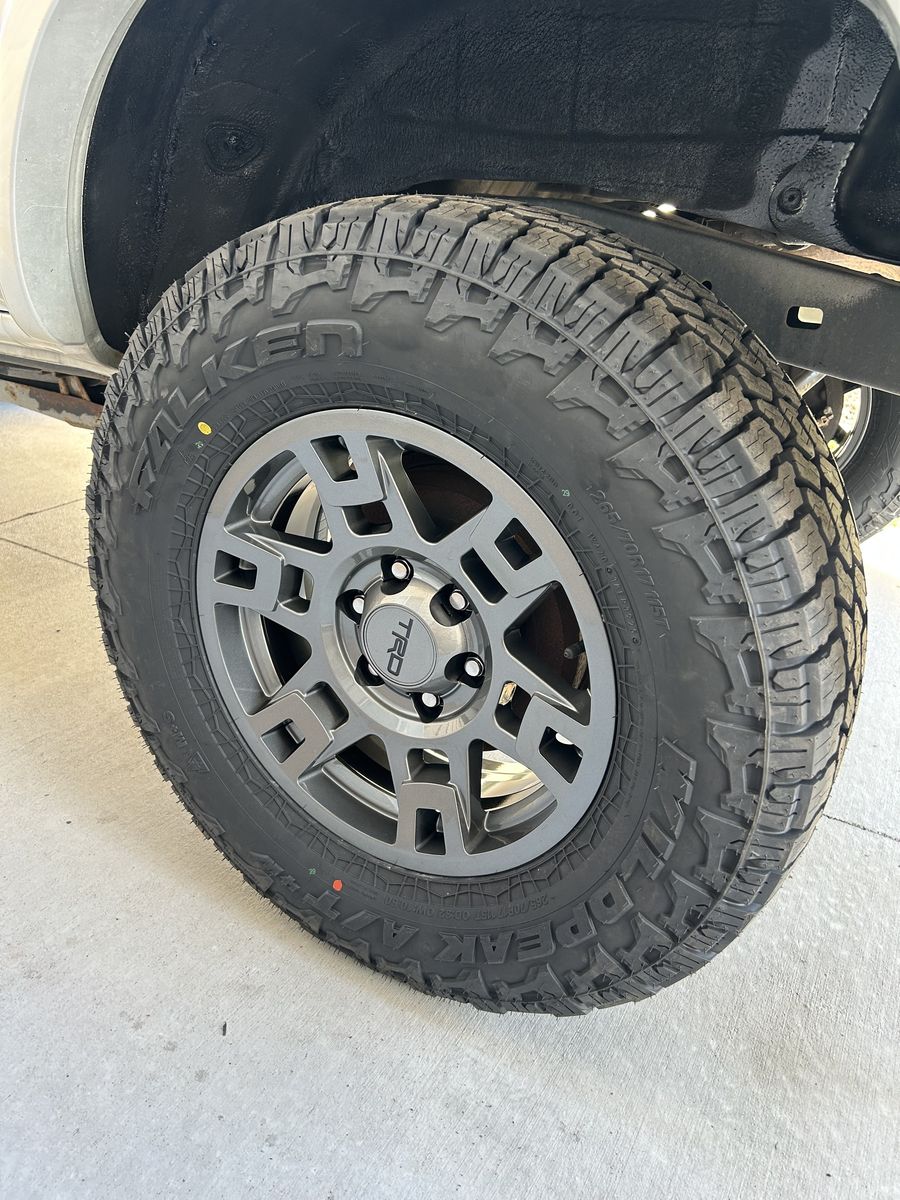 Toyota 4runner Tacoma TRD Pro Falken At4w NEW