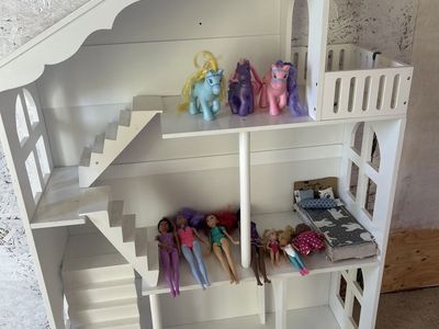 Sturdy wooden doll house