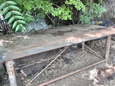 Solid metal lay out table 4x8’x1/2”