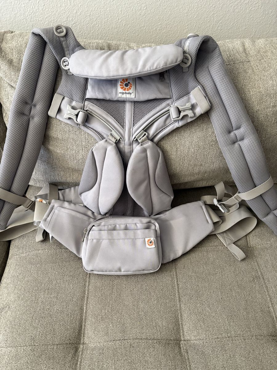 Ergo Baby 360 Gray