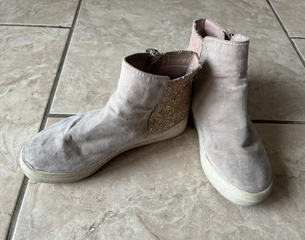 Girls Pink Ankle Boots- Size 3