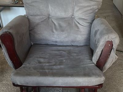 Super Comfy, Rocking Chair