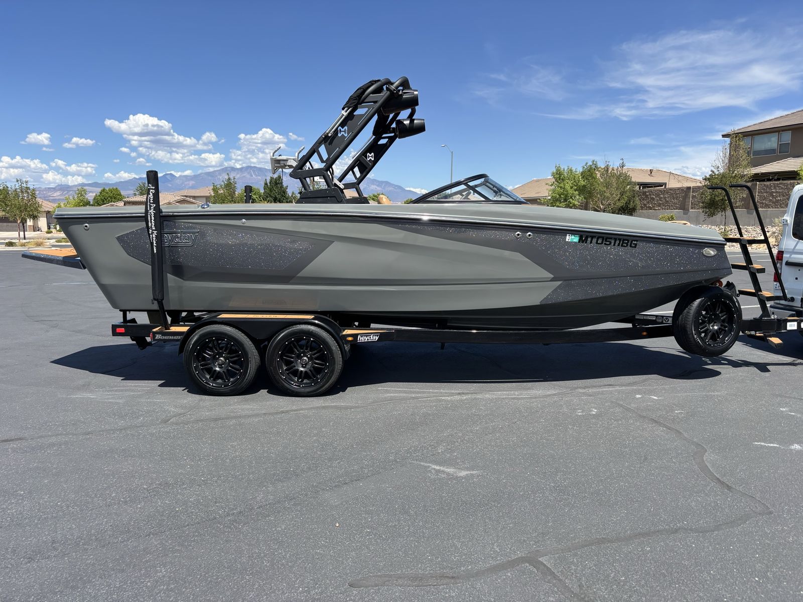 2024 HeyDay WT Surf 17 passenger