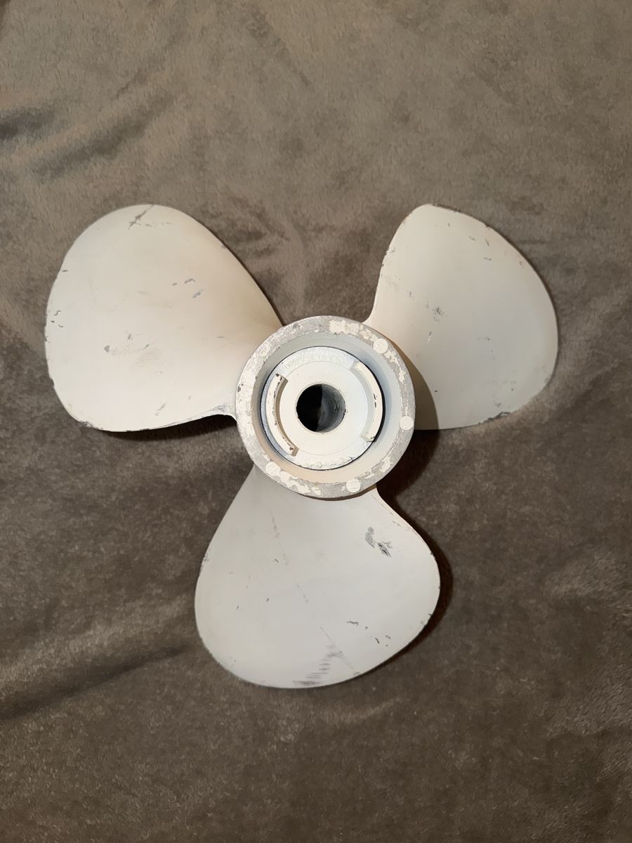Evinrude Johnson OMC 0381186 - Stern Drive Prop 14 X 16 (381186)