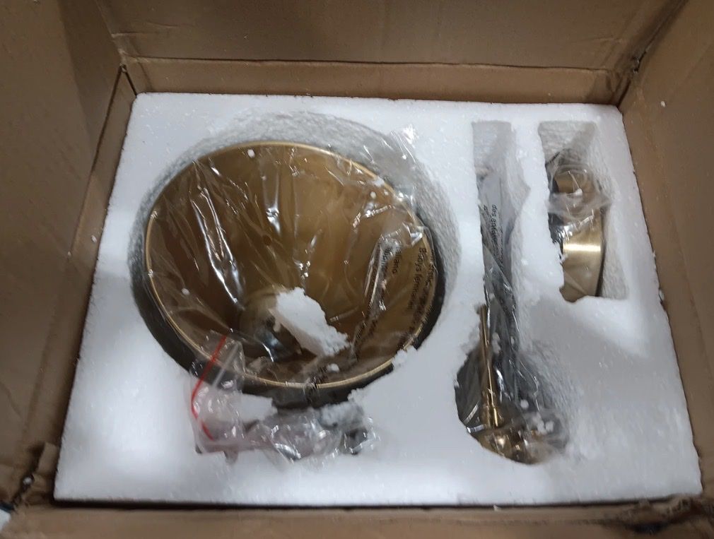 Main image 6
