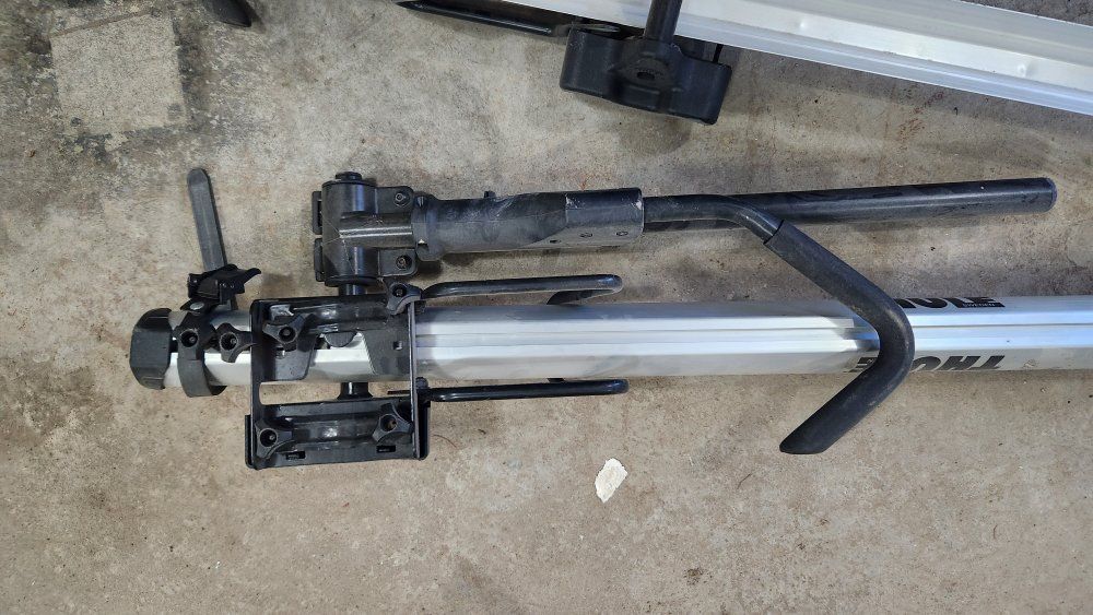 Thule 594XT Sidearm Roof Mounted Bike Rack - Pair, Universal Fit, Excellent Condition