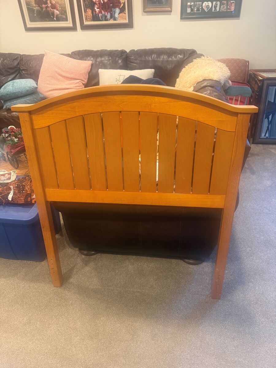 TWIN Bed (Headboard, Mattress, Box Springs, Metal Frame)