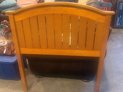 TWIN Bed (Headboard, Mattress, Box Springs, Metal Frame)