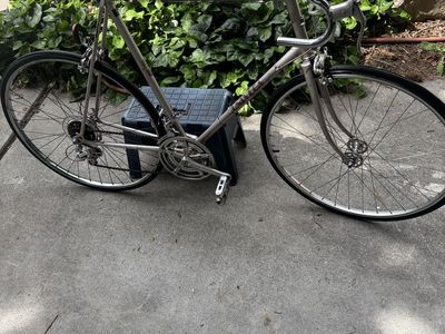 1980 Univega nuovo sport in good condition 25” frame size 27” inches wheel size brand new tires and inner tubes 60.00 cash only