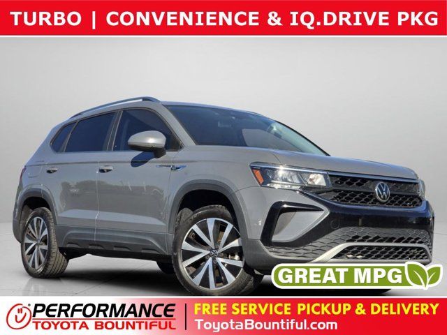 2022 Volkswagen Taos SE 4Motion