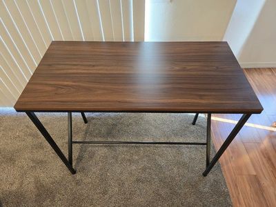 Safco Elevate Standing-Height Desk - Walnut Melamine Laminate - 1957WL