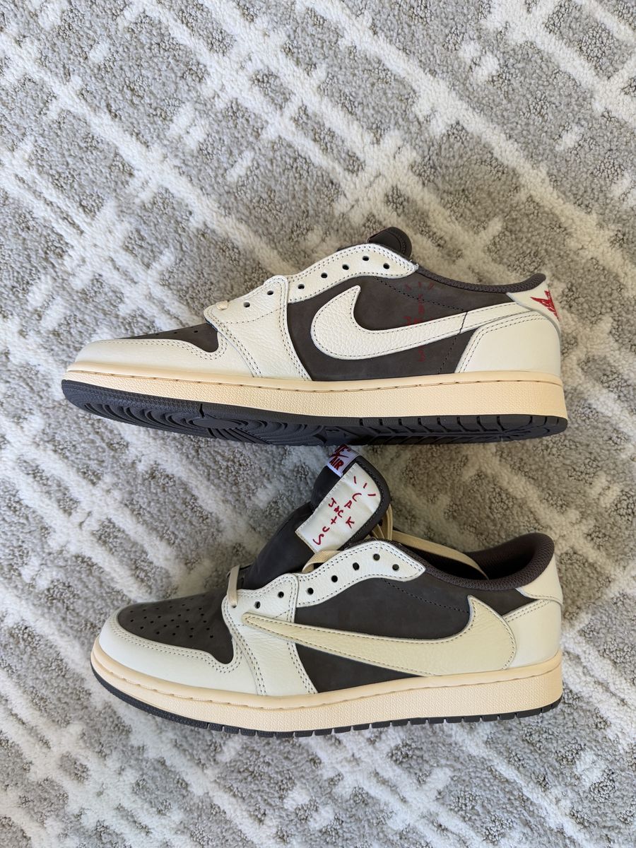 5 Travis Scott Retro Shoes Replicas Size 9