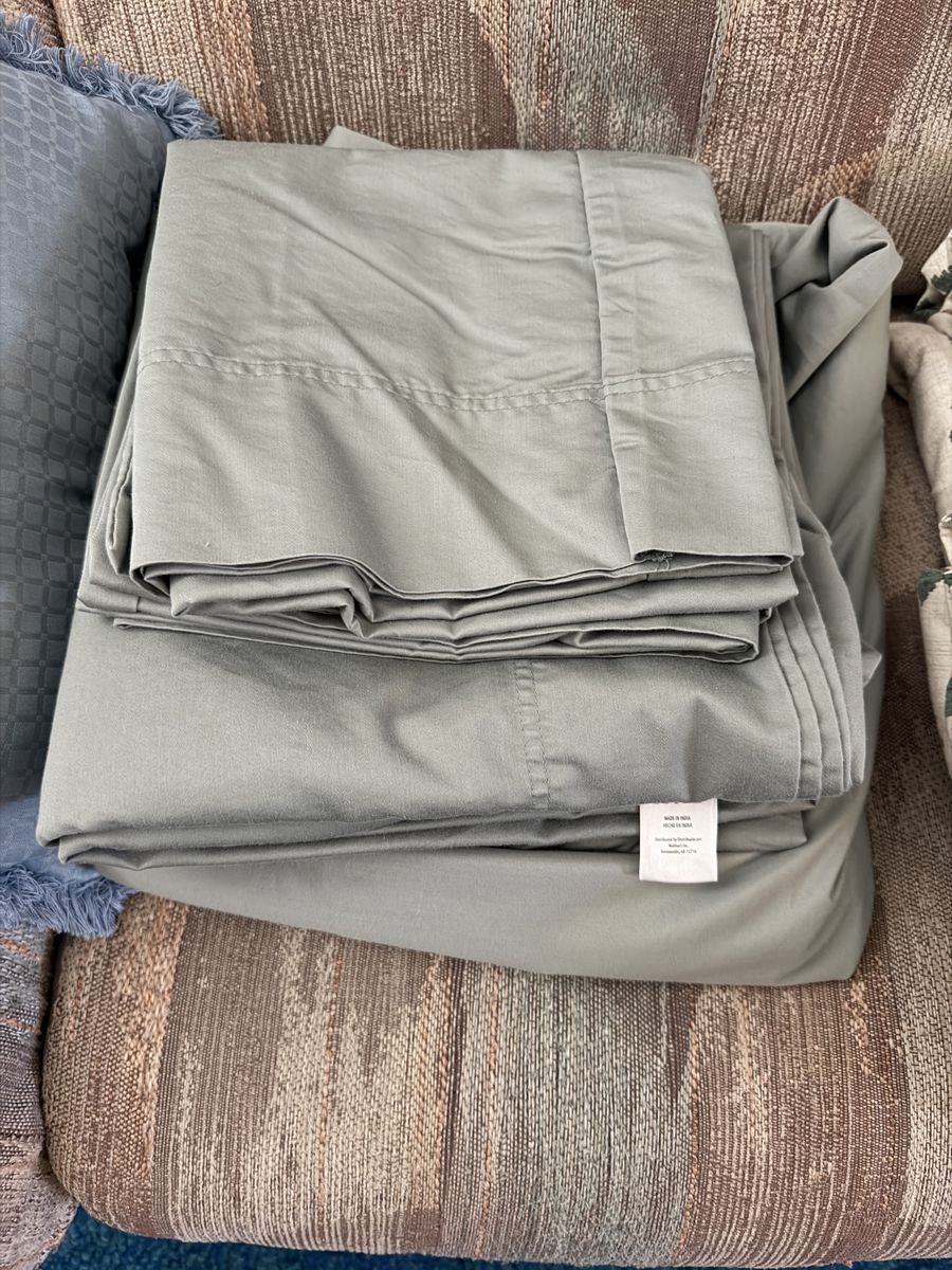 Miscellaneous King bed sheets
