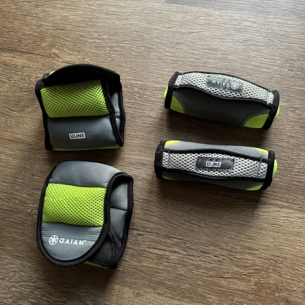 GAIAM ULINE Ankle 2.5 lb and Hand 2 lb Weights