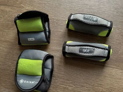 GAIAM ULINE Ankle 2.5 lb and Hand 2 lb Weights