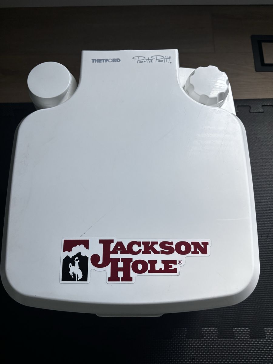 Thetford Porta Potti Portable Toilet.