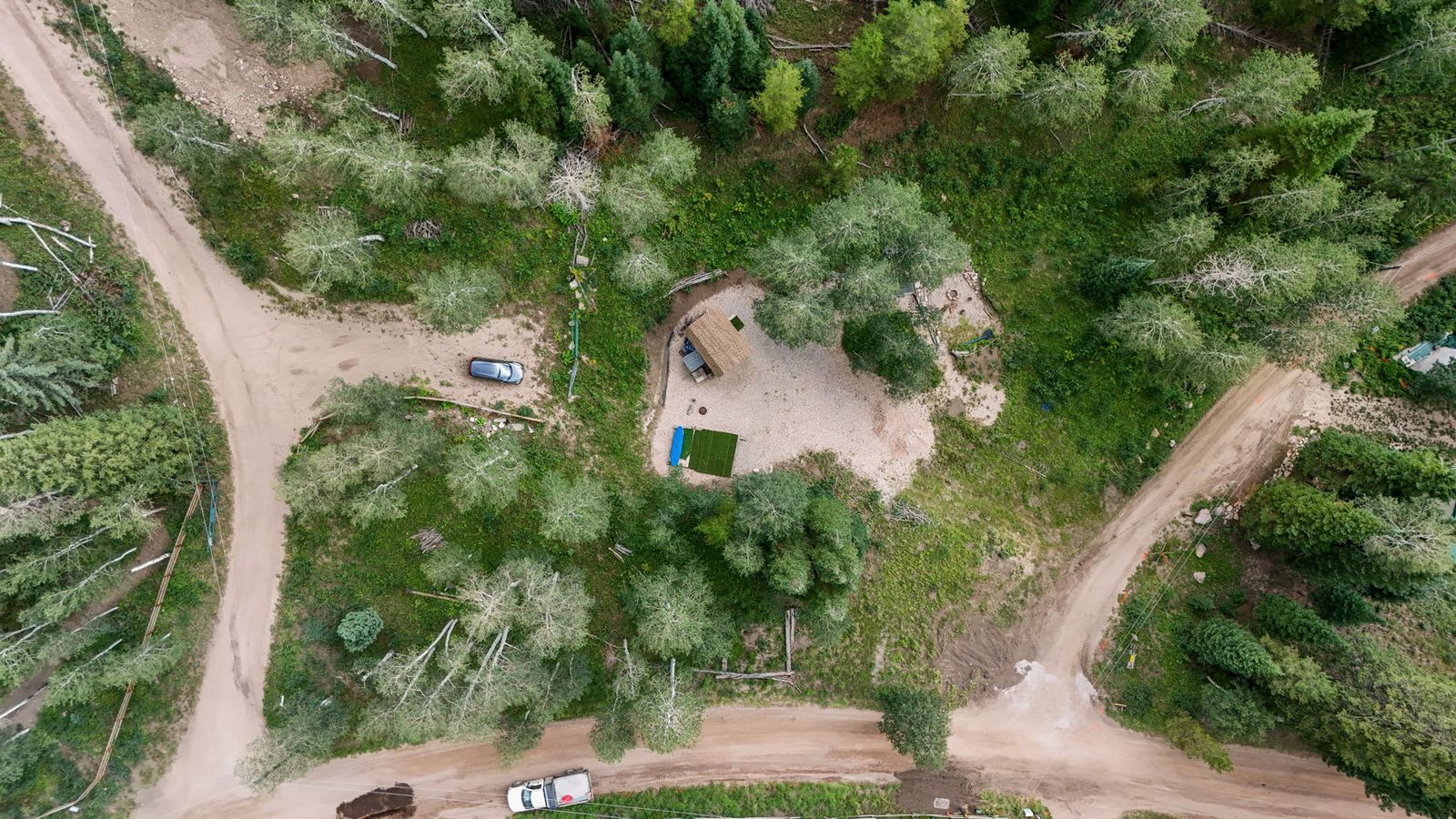 Main image 3
