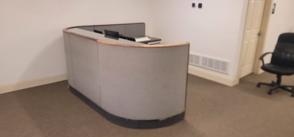 Large Curved Reception Desk with Filing Cabinet – Ogden