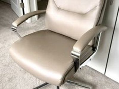 Executive Office Chair