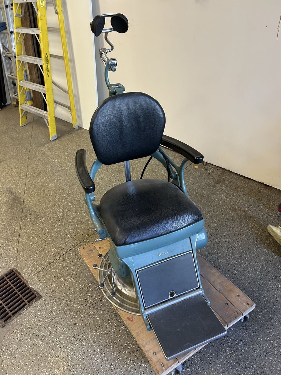 Ritter Vintage Dental Chair Blue/Black Upholstery Adjustable Headrest Footrest