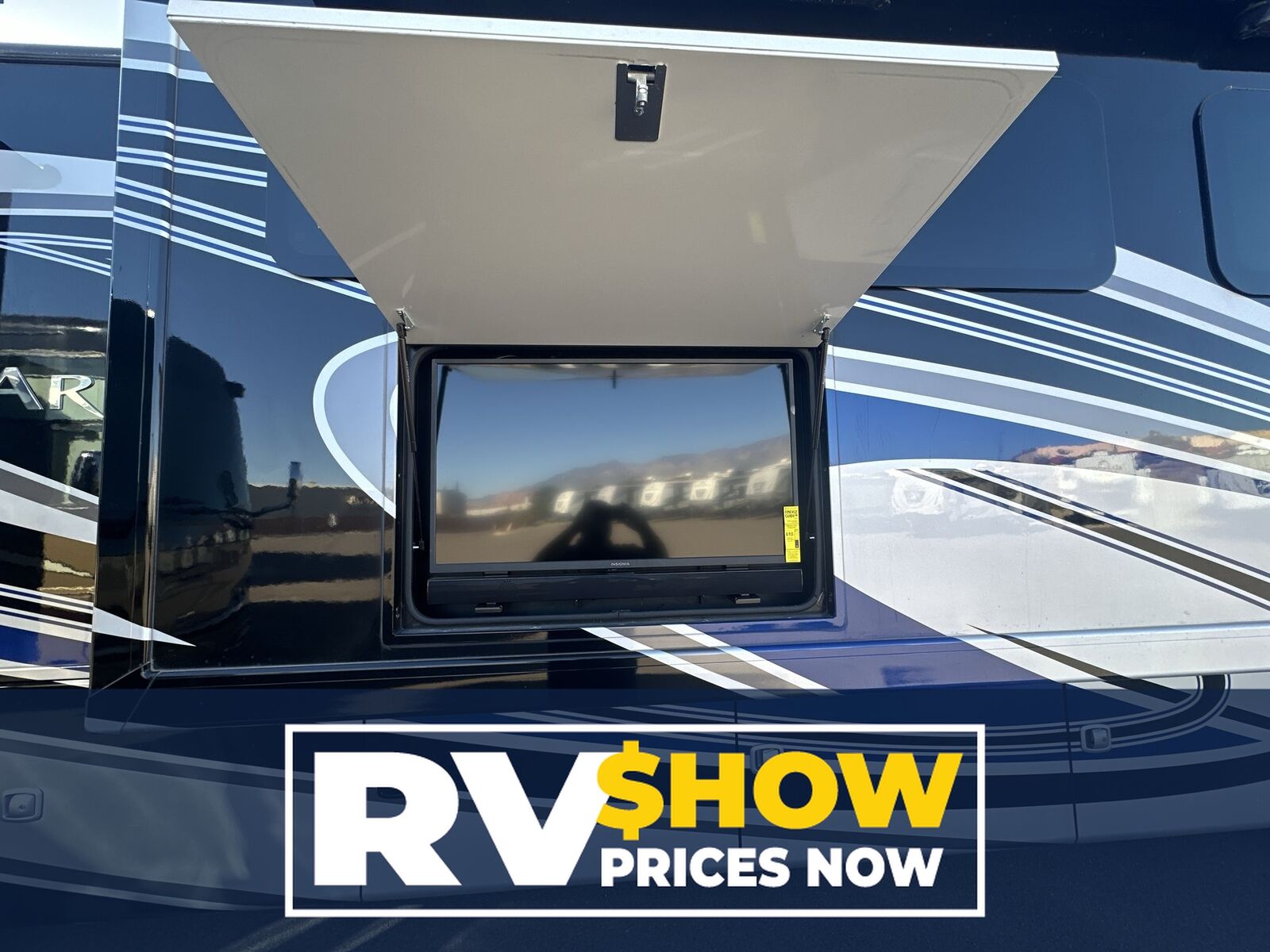 2022 Thor Motor Coach Aria 3701