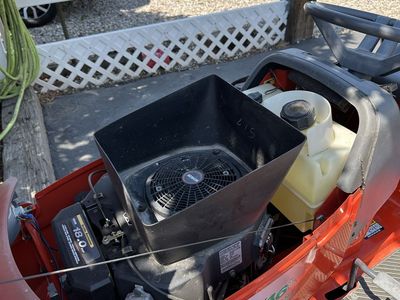 Scotts 18HP 46" Riding Lawn Mower with Baggers