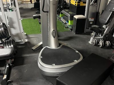$13,000 POWER PLATE PRO 5 Commercial Vibration Platform