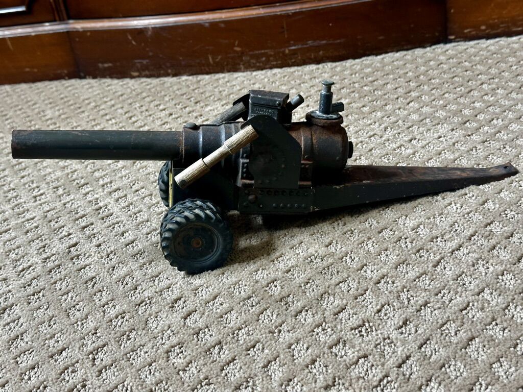 Large Big Bang Cast Iron Cannon