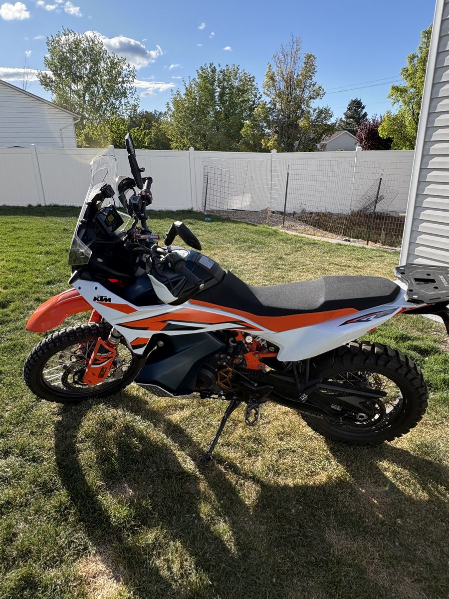 KTM 890 Adventure r