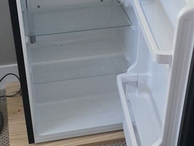 Hisense Mini Fridge