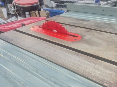 Craftsman 10" Radial Arm Saw & Delta 10" Table Saw - Power Tools