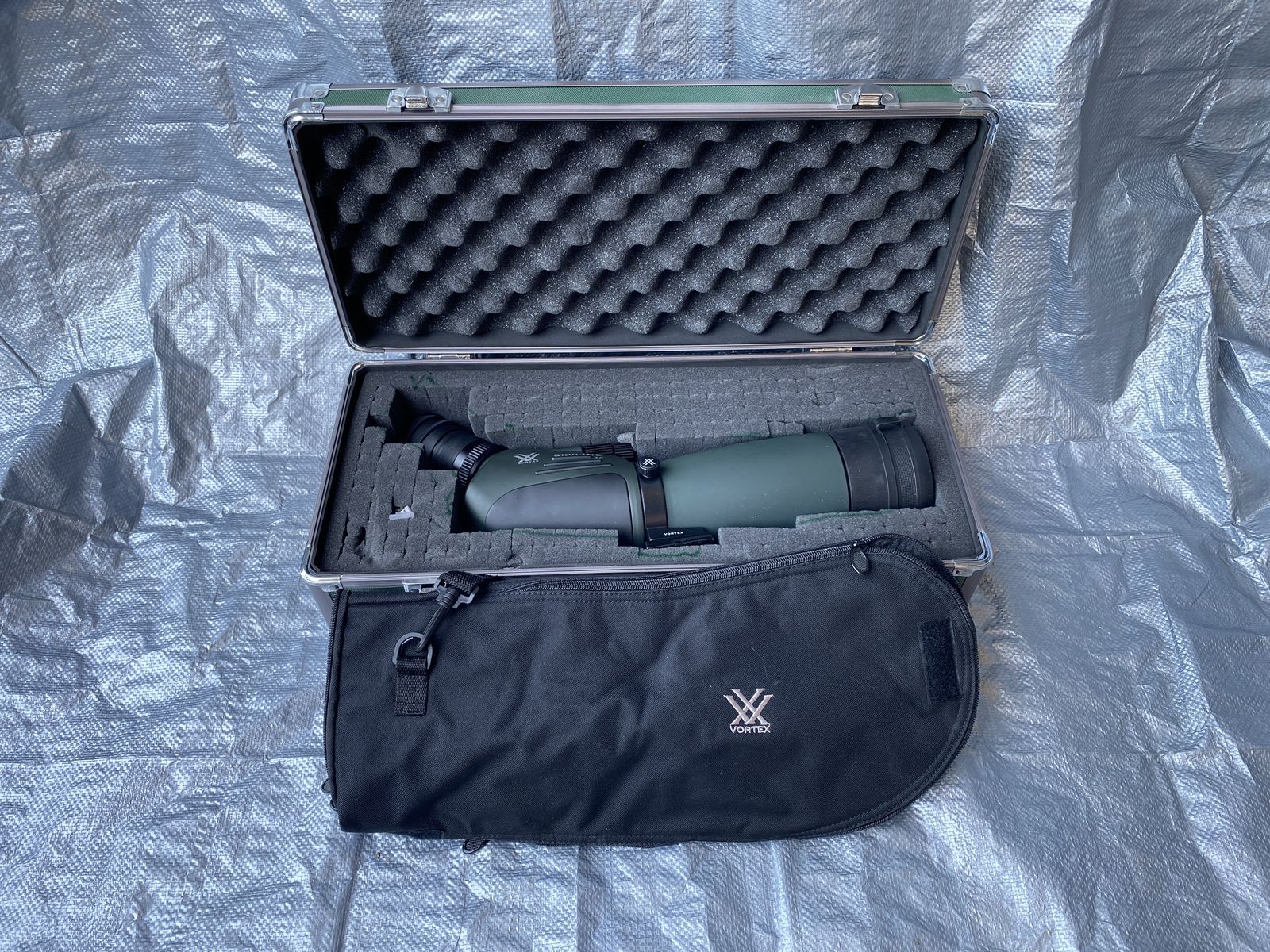 Vortex Skyline 20-60x80 Spotting Scope with Hard Case & Stay-On Case
