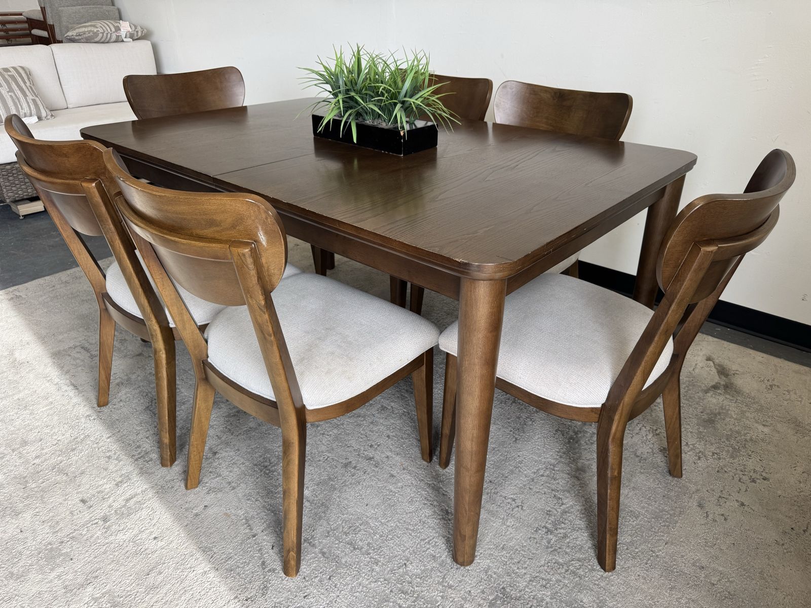 COSTCO 7-PIECE DINING TABLE SET w/ LEAF