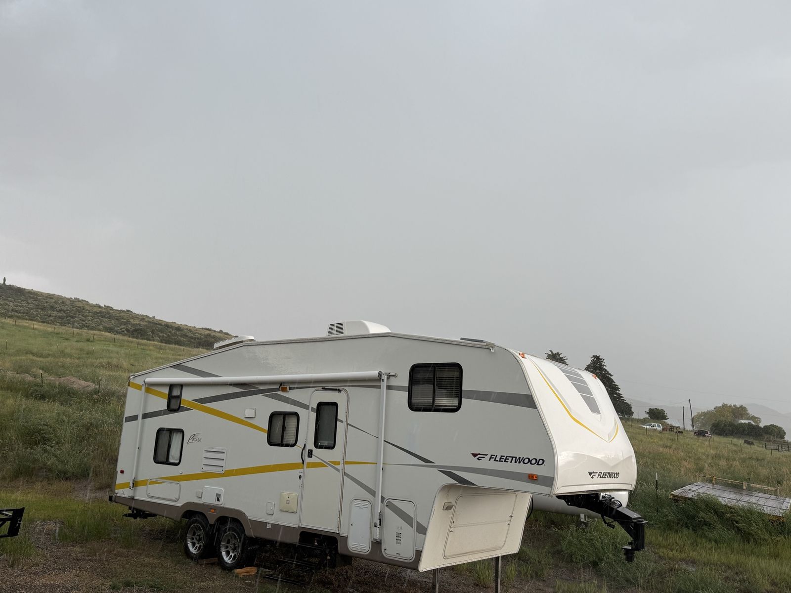 2005 Fleetwood 265 BHS