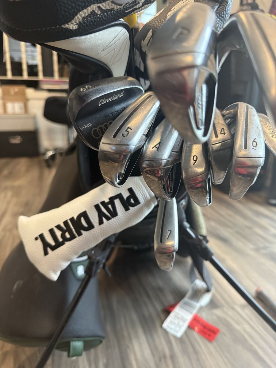 Taylor Made sim Max set