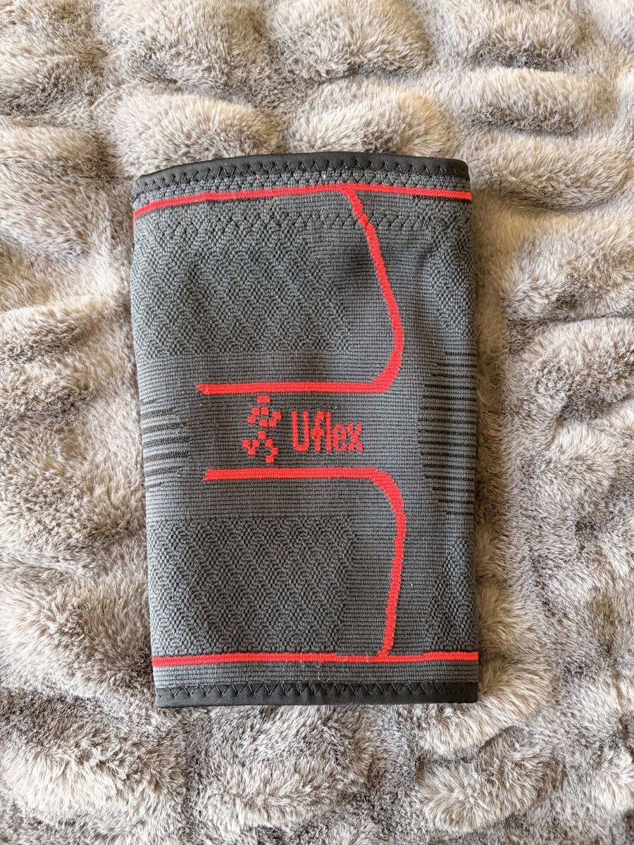 Uflex Knee Compression Sleeve - Gray/Red