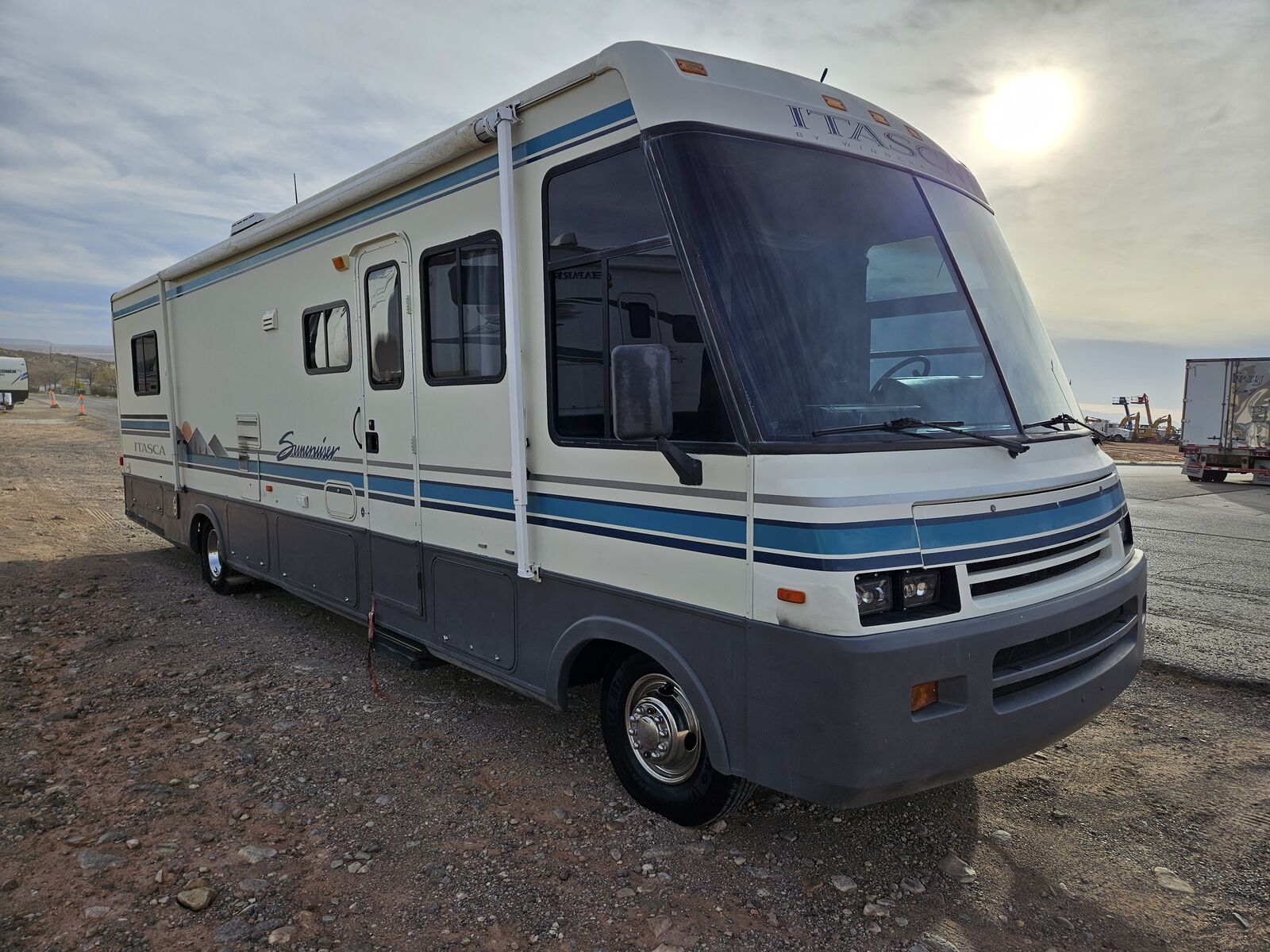 1995 Itasca Suncruiser 34RQ Class A Gas Motorhome