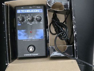 VoiceTone H1 adds one or two voices of rich, realistic harmony to your voice.