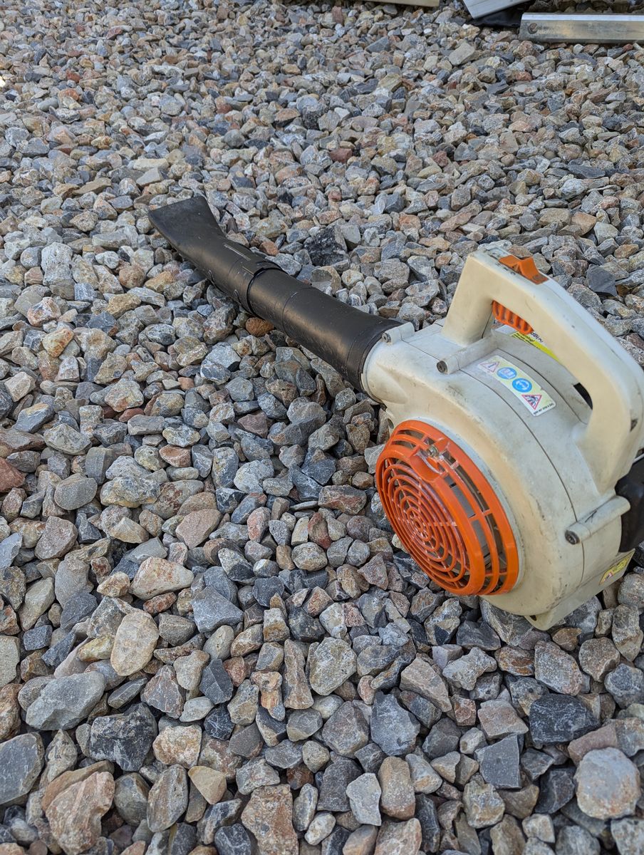 Stihl BG75 2 stroke gas blower