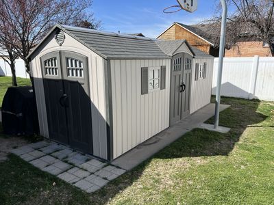 Lifetime Shed 20 FT. C 8 FT.